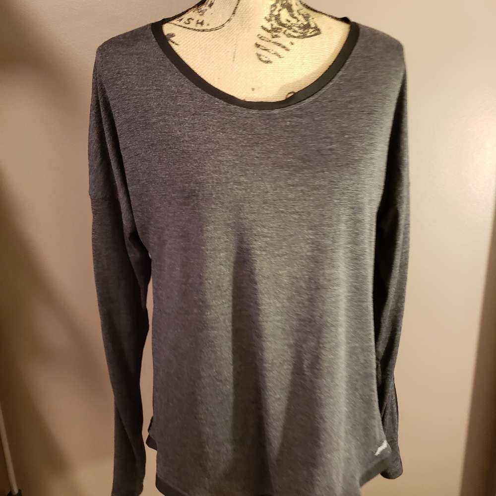Active wear top